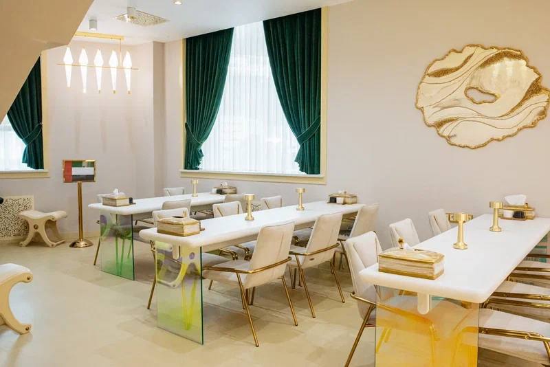 Naura cafe